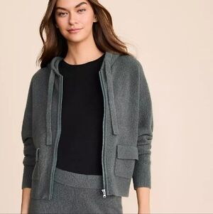 Lou & Grey NWT Heathered Waffle Cloudstitch Zip Hoodie